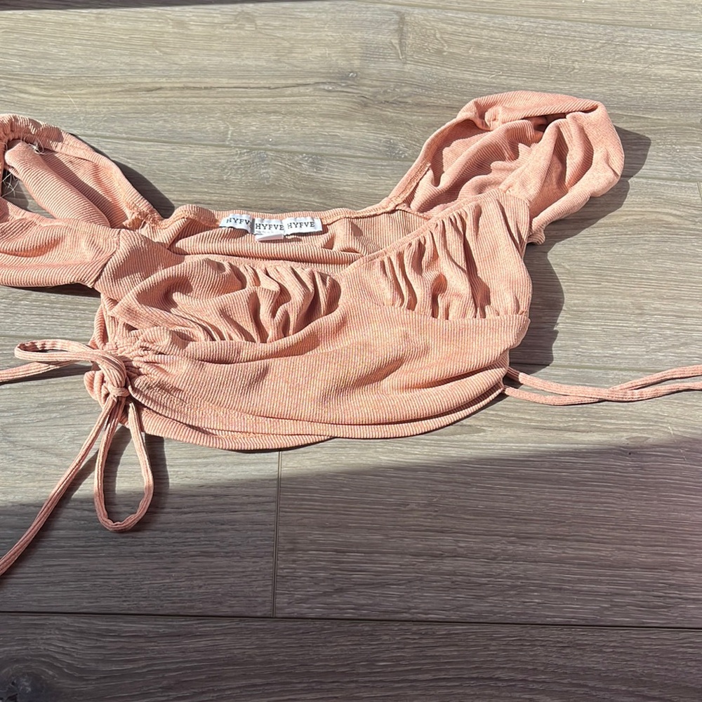 Super cute off the shoulder top crop
